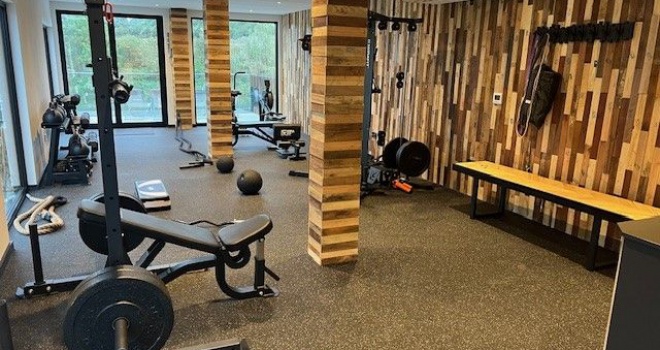 Ý tưởng sáng tạo từ container vận chuyển sân sau để biến đổi không gian ngoài trời của bạn